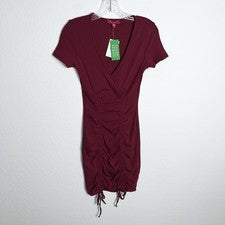 Vestido Guess para mujer pequeño fruncido ceñido al cuerpo corbatas fruncidas rojo cuello en V B2
