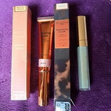 Revolution CreamWand Sultry Peach 15 ml Goddess Glow Ablaze 15 ml y corrector verde