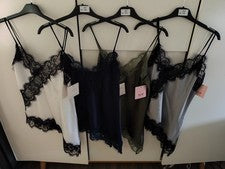 MADE IN ITALY bonito top asimétrico de encaje talla 34 36 38/40 NUEVO