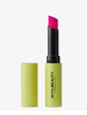 Lápiz labial WYN Beauty de Serena Williams Say Everything intensidad máxima en grito nuevo