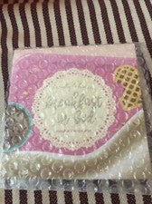 Beauty Bakerie - Desayuno en la cama - Paleta de sombras de ojos 9 tonos precio de venta sugerido por el fabricante 38 U