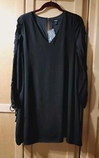 Vestido Very J LBD Negro Columpio Mini Cuello Forrado Manga Larga Volantes Talla Pequeña