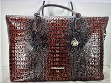 BRAHMIN EE. UU. - NUEVO CON ETIQUETAS $545,00 CINTA AZUL GANADOR 3-D ESTAMPADO - ÚLTIMOS 2
