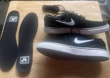 Nike SB Zoom Stefan Janoski OG+ Negro Blanco FD6757-001 talla 7 Patín para hombre 8,5 W