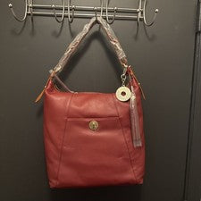 Bolso de hombro grande de cuero rojo oscuro Isaac Mizrahi para mujer
