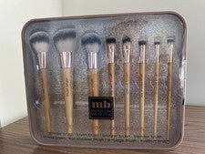 MB Modern Beauty Juego de 8 brochas de maquillaje | Nuevo en caja | Pinceles faciales y de ojos