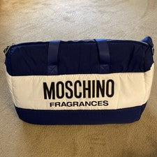 BOLSO DE FIN DE SEMANA ACOLCHADO MOSCHINO FRAGANCIAS AZUL/BLANCO NUEVO SIN ETIQUETAS