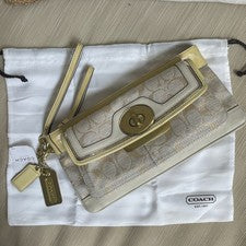 Muñequera clutch Coach Signature Lurex Turnlock nueva con etiquetas rara | oro marfil 13145