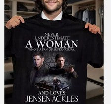 Camiseta Supernatural Película Winchester Brothers Nunca Subestimes a Una Mujer Regalos