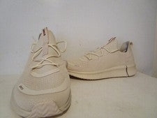 Zapatillas deportivas UNOS BY SZ unisex de malla para adultos sin cordones beige talla 9,5 M/11 W