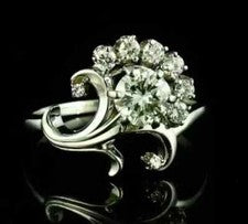 Anillo de compromiso para mujer de diamantes de corte redondo de 2 quilates enchapado en oro blanco de 14 quilates