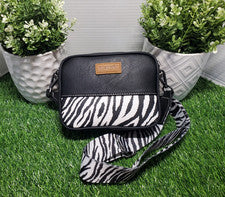 Bolso Bandolera Wrangler Negro Estampado Cebra Para Mujer Cuero Suave Marrón Logo 🖤🤍NUEVO