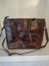 Bolso Cartera MH Cuero Marrón Envejecido Grande Bandolera Bolsillos Internos Nuevo sin Etiquetas