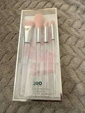 Quo Beauty - Juego de 4 cepillos Beauty Essentials - NUEVO