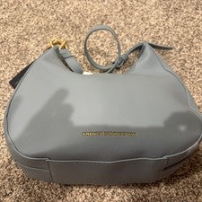 Hobo liso texturizado French Connection Moritz nuevo con etiquetas