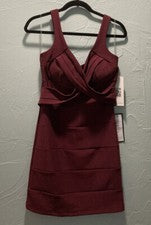 Mini vestido para mujer Emerald Sundae con cuello en V talla M