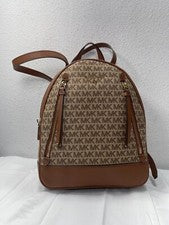 MICHAEL KORS-NUEVO CON ETIQUETAS $298.00