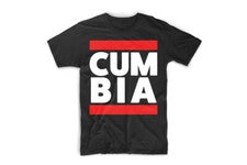 Camiseta CUMBIA con RUN DMC Logo Estilo Fuente Negra Nueva