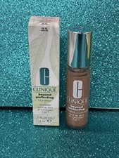Base Clinique Beyond Perfecting + Corrector Viaje/Mini 0,2 oz/6 ml Nuez