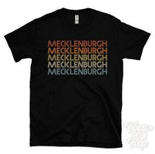 CAMISETA ESTILO RETRO REPETIDA MECKLENBURGH para hombre y mujer novedad genial nombre regalo