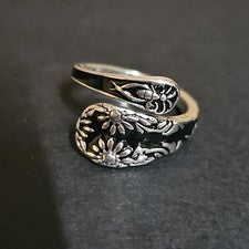 Anillo estilo cuchara, tono plata, talla 7