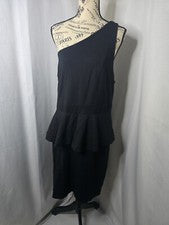 Vestido para mujer Torrid negro con un hombro con volantes talla 24