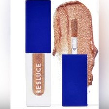 Sombra de ojos líquida metálica Tresluce “Morganite” Forever Brillante. Nuevo en caja