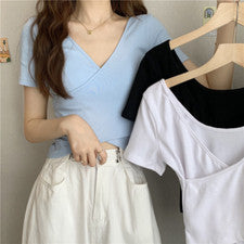 Camiseta ajustada de manga corta para mujer estilo corto color liso top para mujer