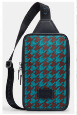 NUEVO CON ETIQUETAS COACH Sullivan Pack CJ588 Pata de Gallo Lona Cuero X-Body en TEAL WINE SVR