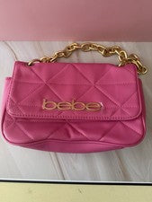 Bolso de Hombro Bebe Rosa Acolchado Cadena Dorada Logo Acento Para Mujer