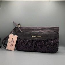 Bolso Muñequera Juicy Couture Lentejuelas Púrpura Herrajes Dorados Cierre de Cremallera Para Mujer