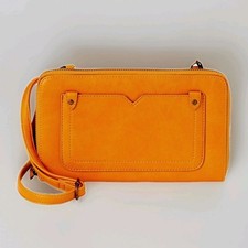 Cartera bandolera con cremallera alrededor de una cuerda amarilla mostaza Time and Tru para mujer