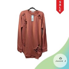 Camiseta Punk Distressed Mediana Y2K Estilo Grunge EPTM Rojo Quemado Manga Larga