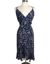 Vestido midi floral azul para mujer 12 azul con volantes en cascada frente abierto Cottagecore