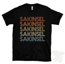 CAMISETA SAKINSEL ESTILO RETRO REPETIDO Hombre y Mujer Novedad Genial Nombre Regalo