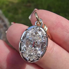 Colgante de plata de ley 925 de corte ovalado de diamantes cultivados en laboratorio de 2,50 quilates regalo para ella