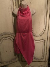 mujer nuevo vestido diseñado por Fashion Nova talla m con etiquetas estilo halter