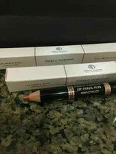 Lápiz labial Merle Norman Plus... La sombra es melocotón perfecto... NUEVO