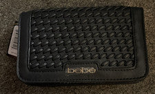 Cartera Bandolera Bebe Negra Katriel Acentos Dorados Correa Desmontable Nueva