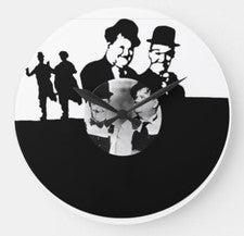 OROLOGIO IN VINILE DA PARETE SU LP 33 GIRI STANLIO E OLLIO REALIZZATO A MANO