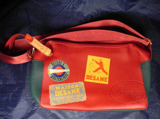 Bolso Bandolera de Viaje Besame by Gabriela Hernandez Cosméticos Con Dije Nuevo sin Etiquetas