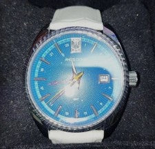 Angel Clover GR39S-CYG Saint Seiya Cygnus Hyoga GMT Reloj Azul 39mm Nueva Caja