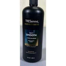 TRESemme Champú Suave Sedoso Aceite de Argán 28oz Bomba de Control de Frizz