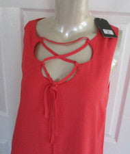 Vestido Very J Shift para mujer talla M sin mangas dobladillo festoneado coral nuevo con etiquetas
