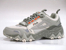 Zapatillas deportivas Fila Oakmont TR 5JM01566-101 para mujer, talla 6,5 medianas EE. UU.