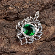 Colgante de plata de ley 925 con piedras preciosas de diopsido de cromo hecho a mano joyería regalo para