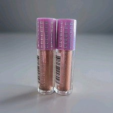 2 sombras de ojos metálicas líquidas Mo Beauty Mo-Dimensional esmaltadas 2 ml / 0,068 oz.