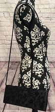 Nuevo con etiquetas Bolso de hombro/bolso sin asas para mujer Bijoux Terner negro satinado con cuentas a presión noche