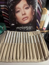 R.E.M. BELLEZA en el borde 10 piezas LÁPIZ DELINEADOR DE OJOS DE GEL y 4 piezas MARCADOR DELINEADOR DE OJOS