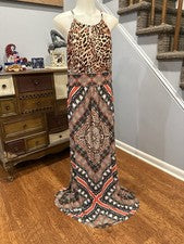 Maxi vestido sin etiquetas para mujer talla 10. Hermosos diseños únicos correas llamativas